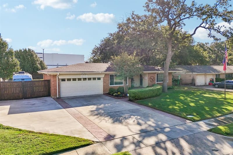 2110 Cooper Drive, Irving TX 75061 - Photo 34