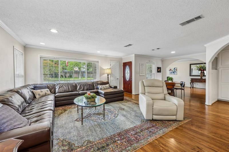 2110 Cooper Drive, Irving TX 75061 - Photo 8