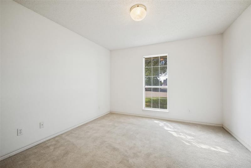 1001 Hunters Court, Sanger TX 76266 - Photo 18