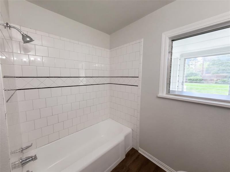 1709 N Sylvania Avenue, Fort Worth TX 76111 - Photo 17