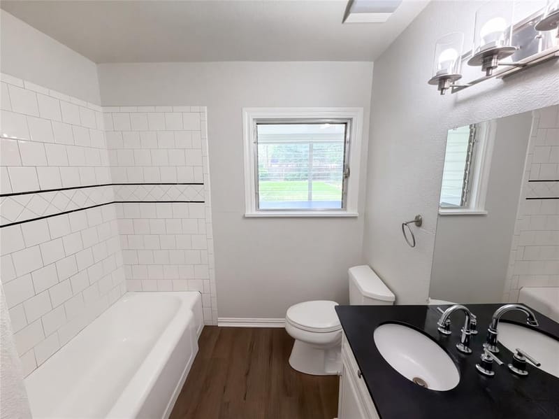 1709 N Sylvania Avenue, Fort Worth TX 76111 - Photo 16