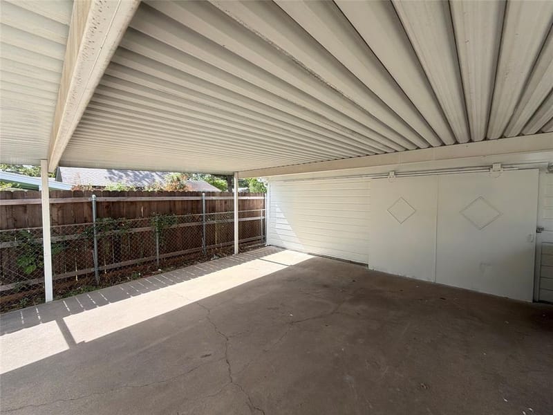 1709 N Sylvania Avenue, Fort Worth TX 76111 - Photo 19