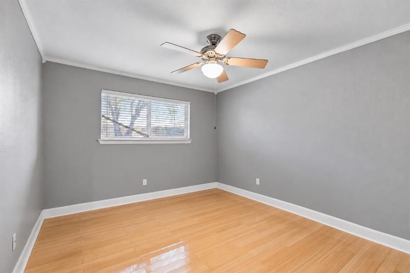 5945 Diamond Oaks Drive S, Haltom City TX 76117 - Photo 24