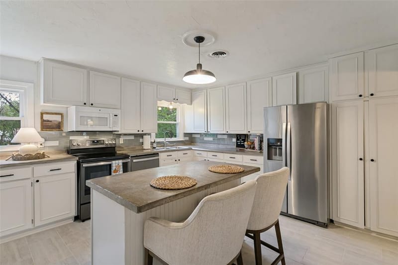 3304 Leith Avenue, Fort Worth TX 76133 - Photo 8