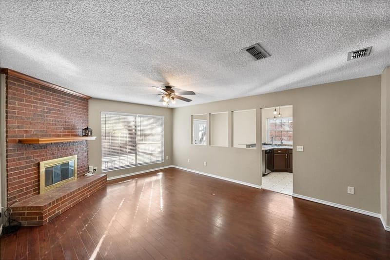 6716 Lyndale Drive, Watauga TX 76148 - Photo 6