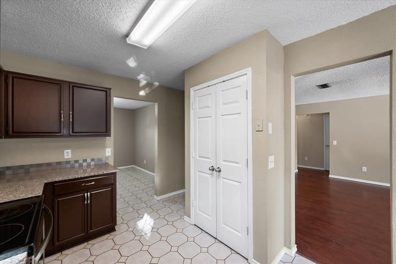 6716 Lyndale Drive, Watauga TX 76148 - Photo 11