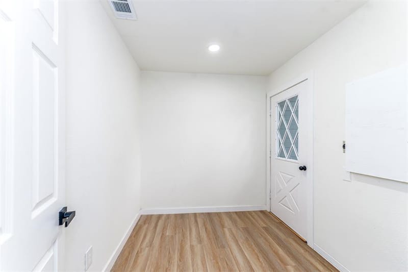 1005 Poe Street, Azle TX 76020 - Photo 16