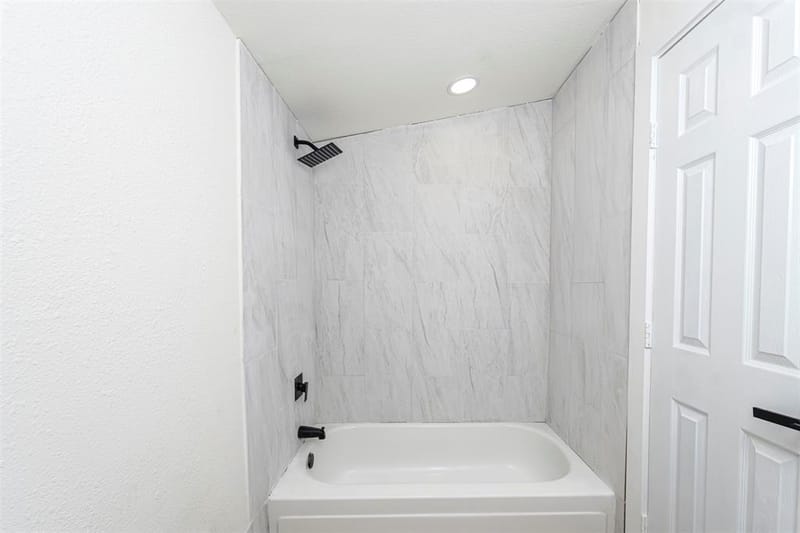 1005 Poe Street, Azle TX 76020 - Photo 15