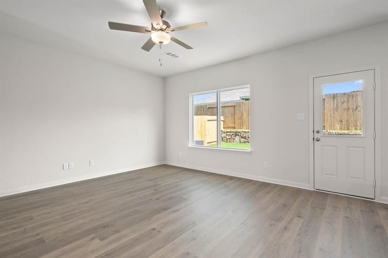313 Revolution Drive, Venus TX 76084 - Photo 6