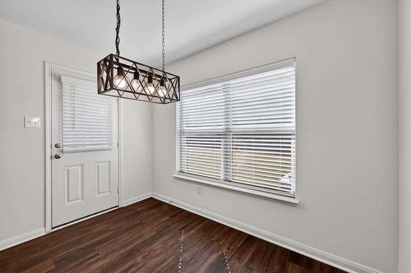 14276 Greenhaw Lane, Dallas TX 75253 - Photo 7