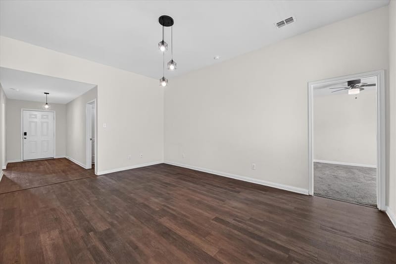 14276 Greenhaw Lane, Dallas TX 75253 - Photo 5