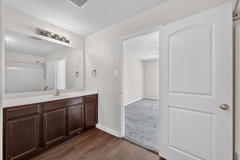14276 Greenhaw Lane, Dallas TX 75253 - Photo 21