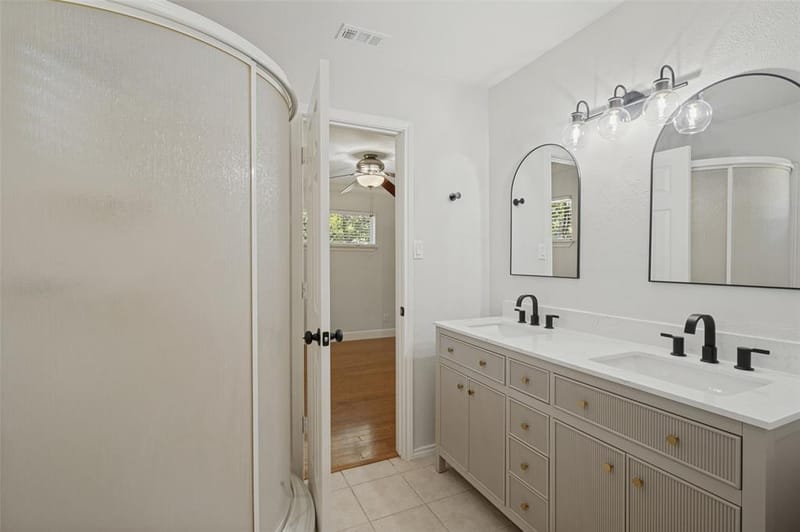 521 Greenbriar Lane, Highland Village TX 75077 - Photo 20