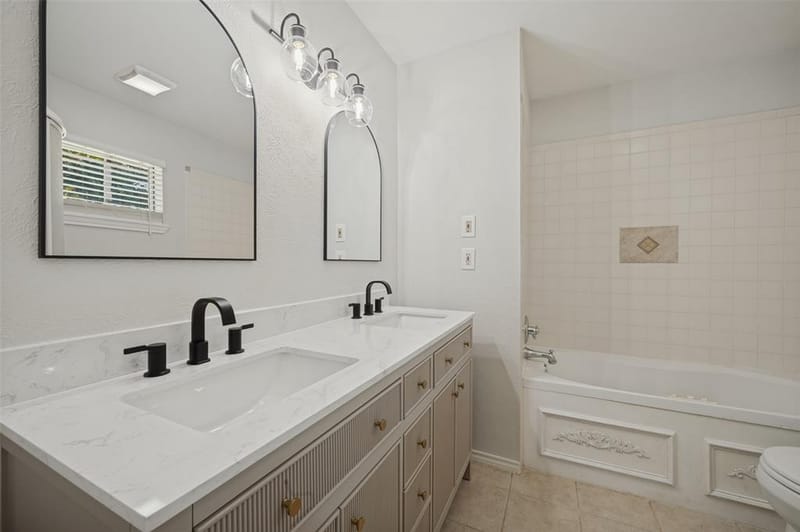 521 Greenbriar Lane, Highland Village TX 75077 - Photo 19
