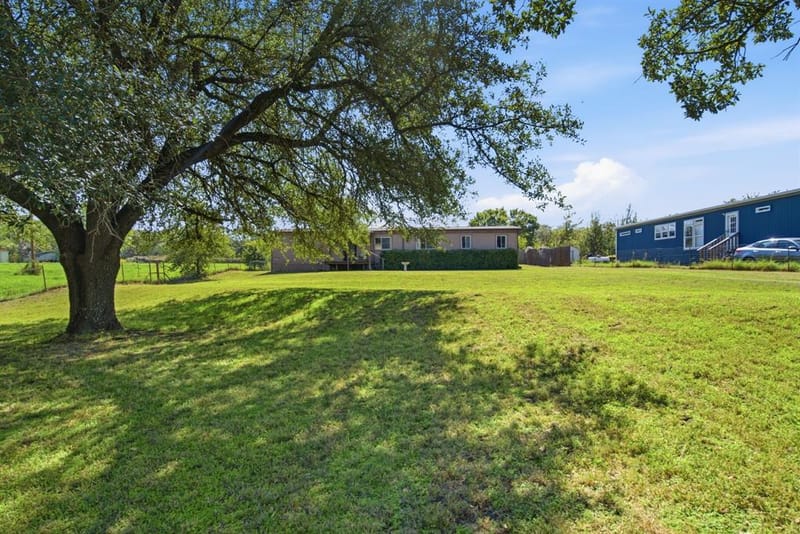 7515 Portwood Road, Azle TX 76020 - Photo 2