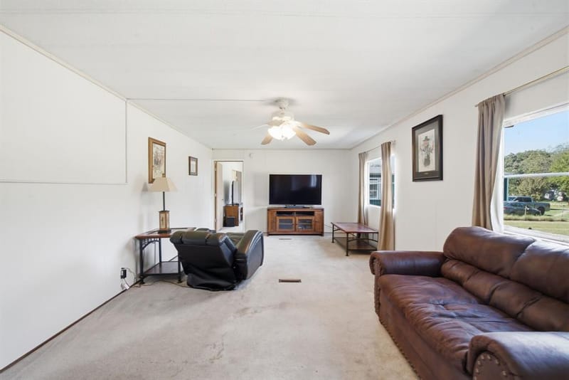 7515 Portwood Road, Azle TX 76020 - Photo 10