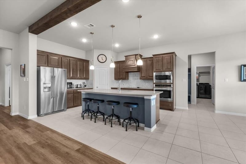 1004 Northern Oaks Court, Springtown TX 76082 - Photo 12