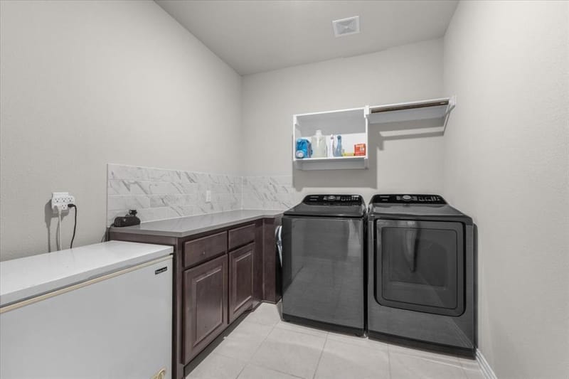 1004 Northern Oaks Court, Springtown TX 76082 - Photo 29