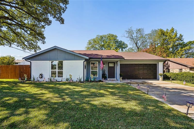 700 Del Mar Lane, Arlington TX 76012 - Photo 4