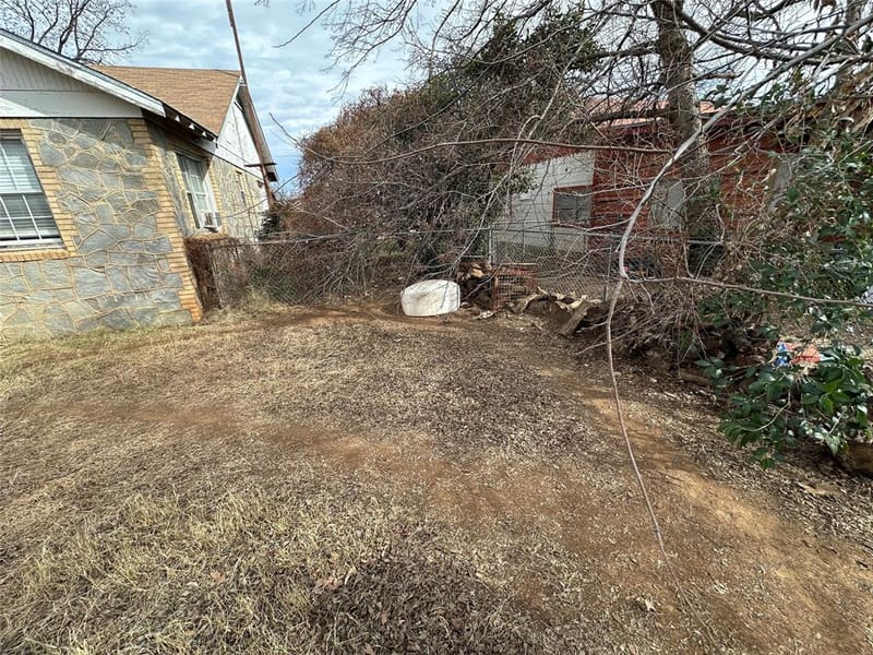 1809 9th Street, Brownwood TX 76801 - Photo 6