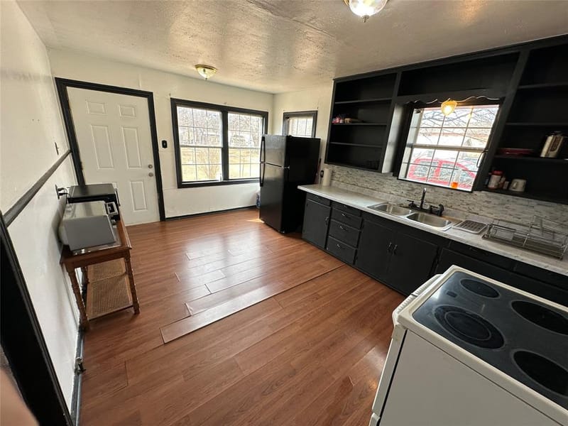 1809 9th Street, Brownwood TX 76801 - Photo 13