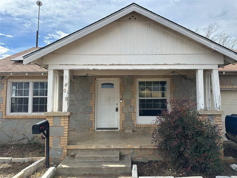 1809 9th Street, Brownwood TX 76801