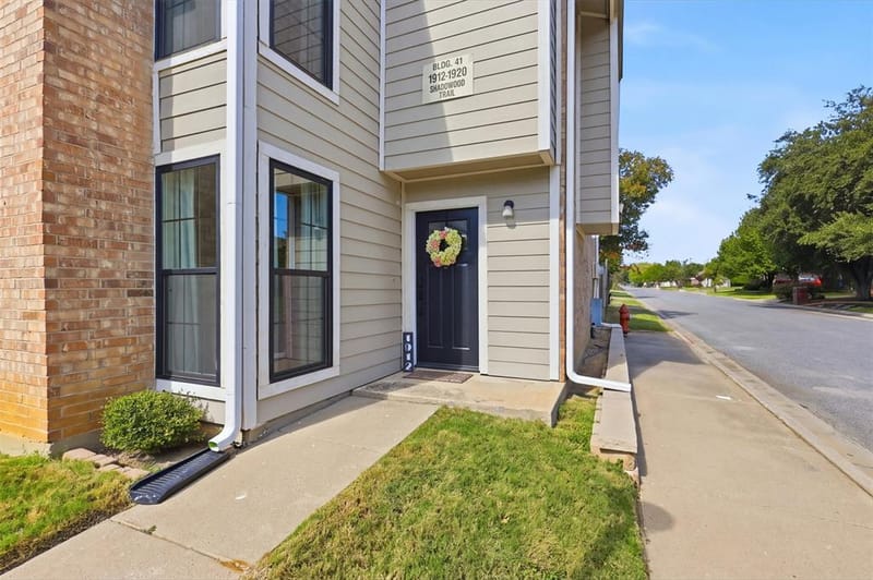 1912 Shadowood Trail, Colleyville TX 76034 - Photo 4