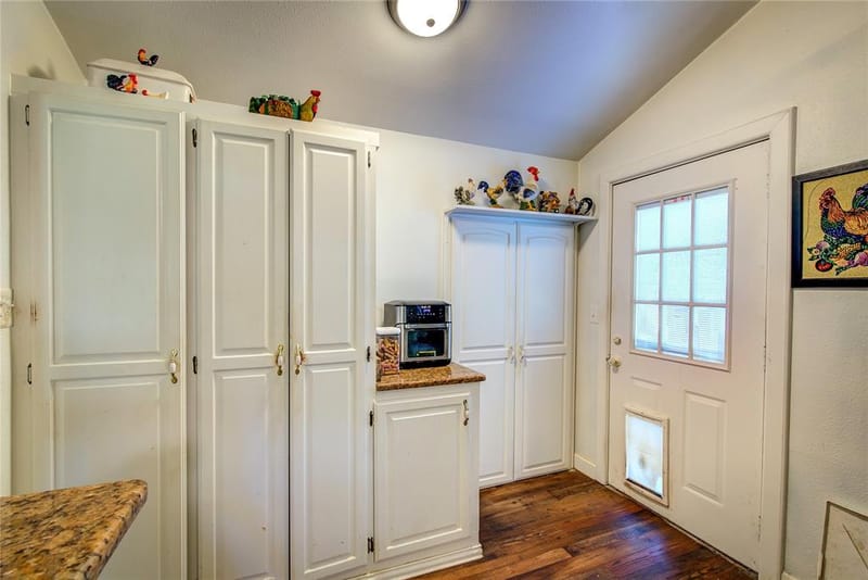 6402 Joe Ramsey Boulevard S, Greenville TX 75402 - Photo 17