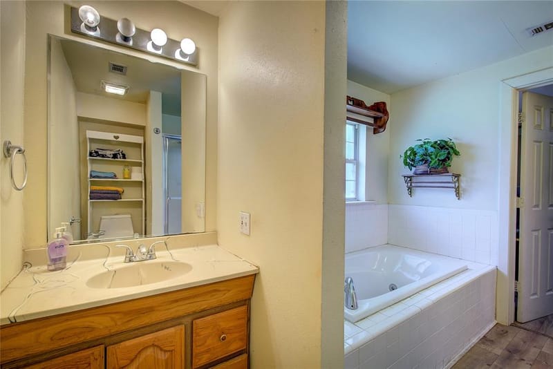 6402 Joe Ramsey Boulevard S, Greenville TX 75402 - Photo 22