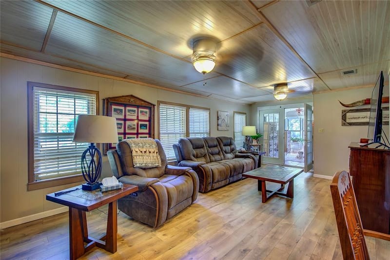 6402 Joe Ramsey Boulevard S, Greenville TX 75402 - Photo 10