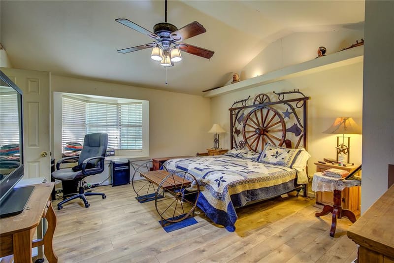 6402 Joe Ramsey Boulevard S, Greenville TX 75402 - Photo 18
