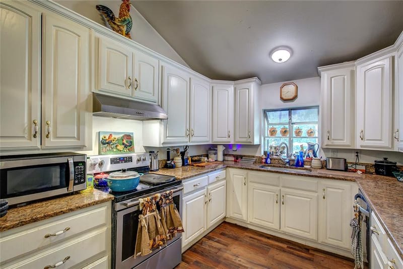 6402 Joe Ramsey Boulevard S, Greenville TX 75402 - Photo 15