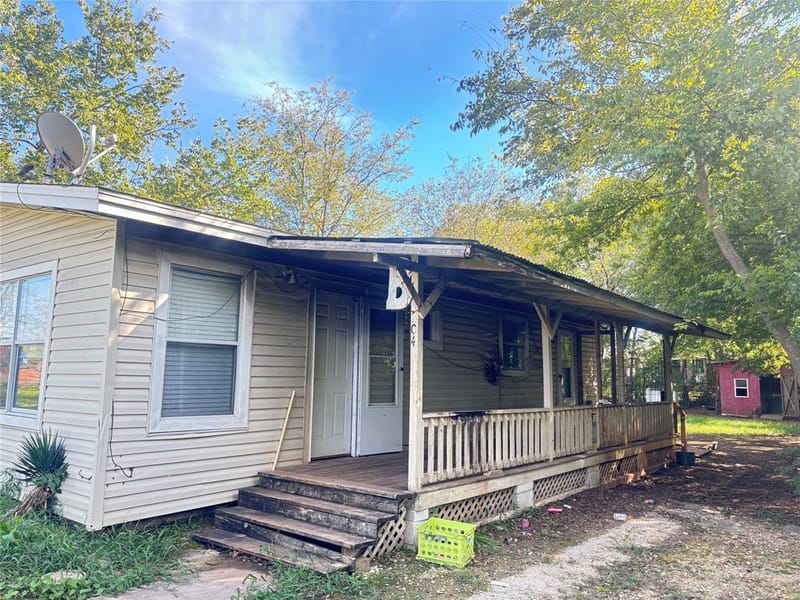 204 Prairie Street, Nocona TX 76255