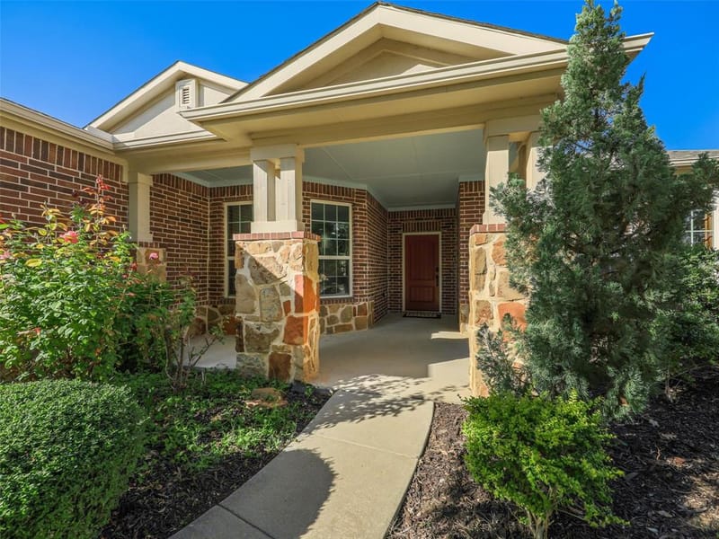 1728 Hacienda Heights Lane, Frisco TX 75036 - Photo 2