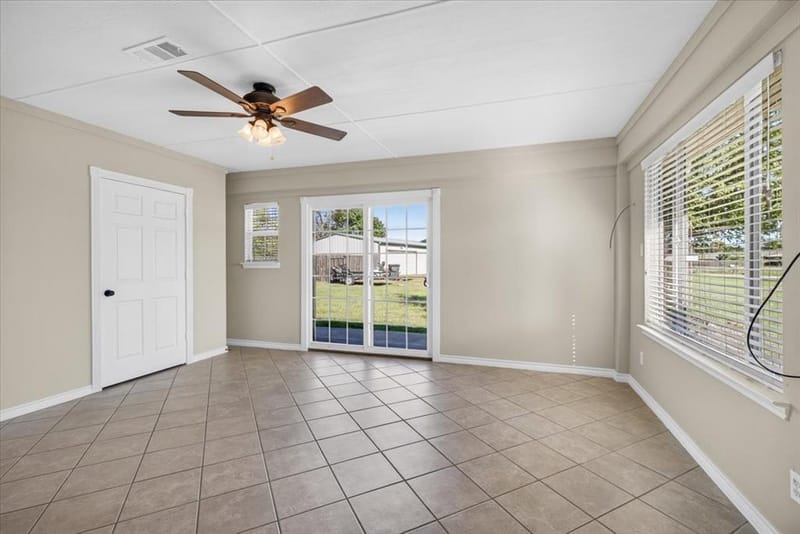 204 Bounding Main Street, Gun Barrel City TX 75156 - Photo 20