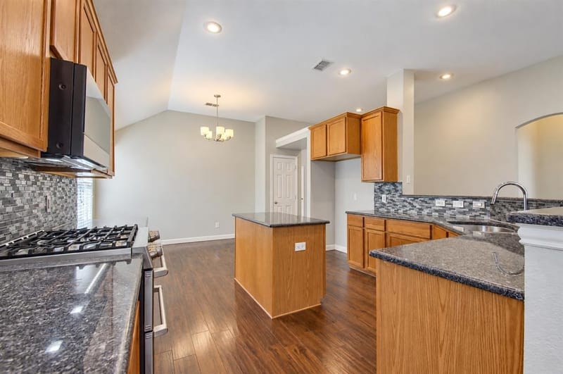 6316 Lakewood Drive, Sachse TX 75048 - Photo 7