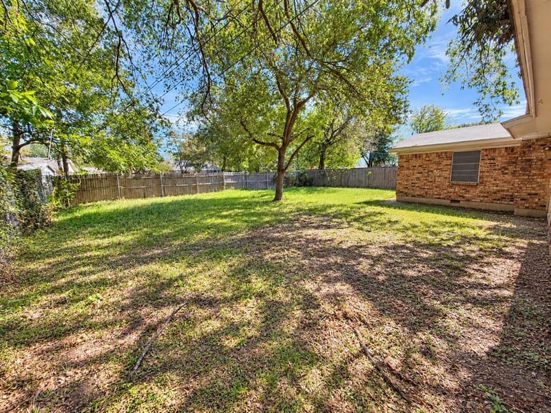 5641 Conlin Drive, Fort Worth TX 76134 - Photo 5