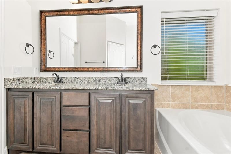 5205 Ambergate Lane, Sherman TX 75092 - Photo 9