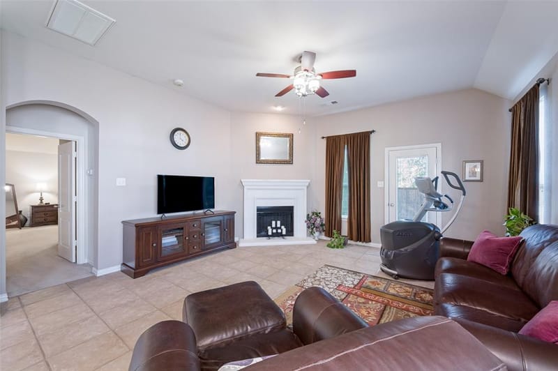 8375 Davis Drive, Frisco TX 75036 - Photo 6