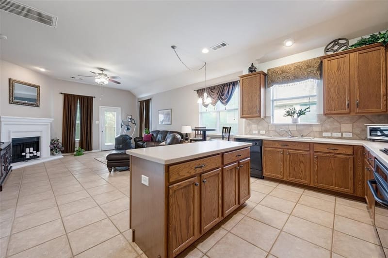 8375 Davis Drive, Frisco TX 75036 - Photo 12