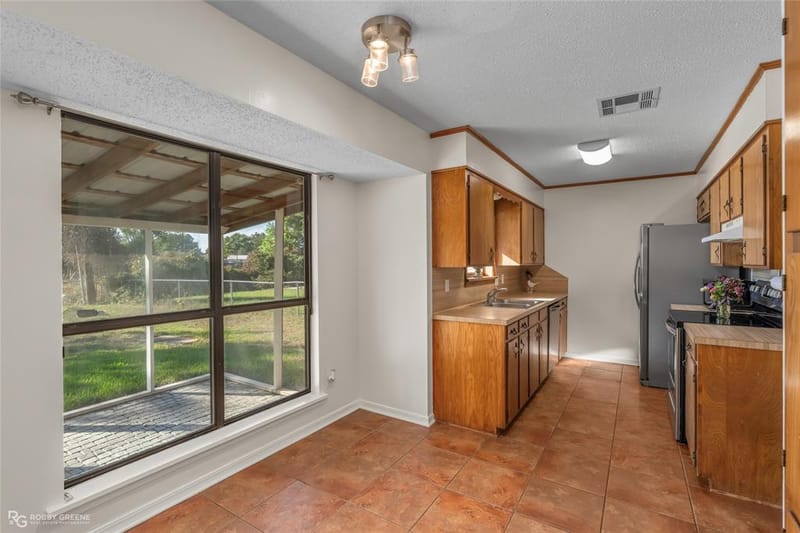 5702 Kristen Avenue, Bossier City LA 71112 - Photo 10