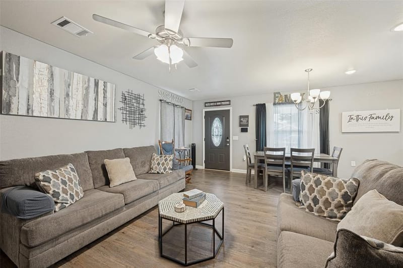 1310 New York Avenue, Fort Worth TX 76104 - Photo 3