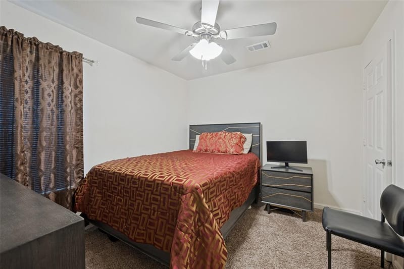 1310 New York Avenue, Fort Worth TX 76104 - Photo 9