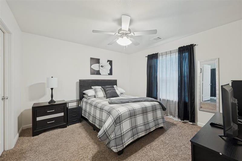 1310 New York Avenue, Fort Worth TX 76104 - Photo 10