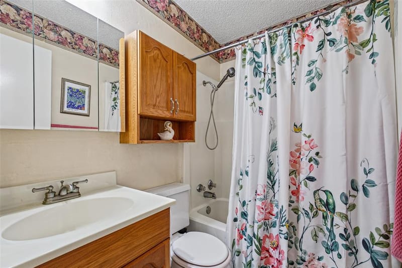 4508 Village Court, Granbury TX 76049 - Photo 18