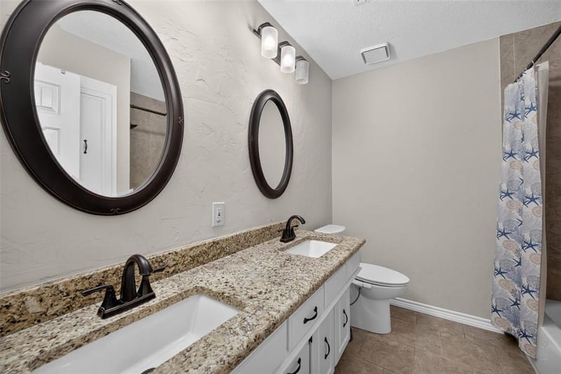 1237 STONEWALL Street, Garland TX 75043 - Photo 31
