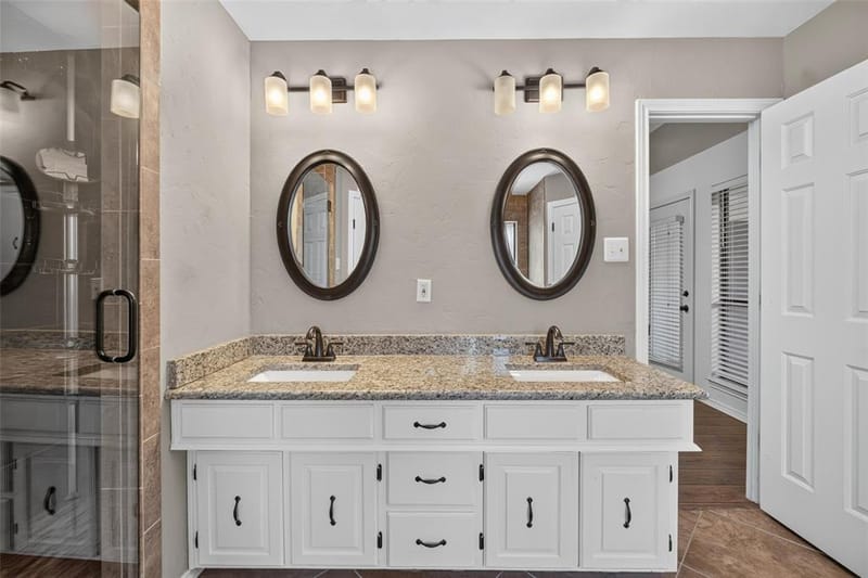 1237 STONEWALL Street, Garland TX 75043 - Photo 29