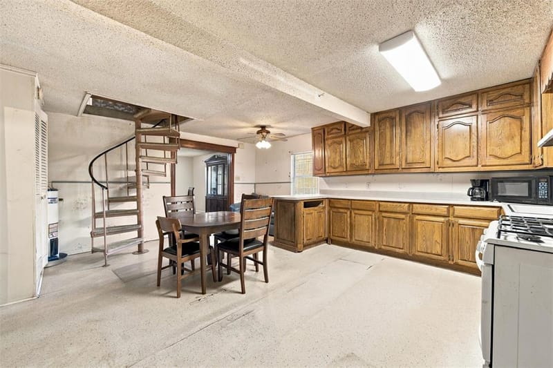 1703 Arra Street, Waco TX 76704 - Photo 7