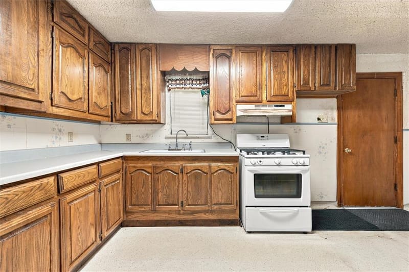 1703 Arra Street, Waco TX 76704 - Photo 9