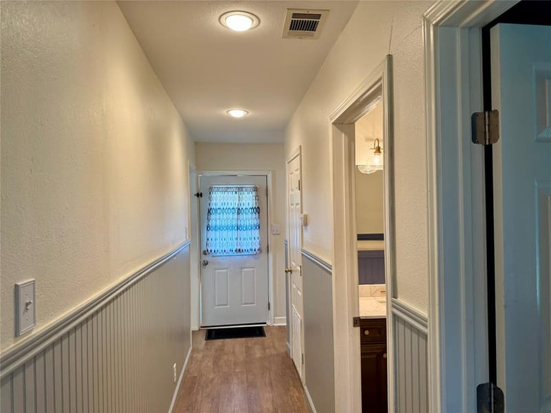 205 E Cardinal Street, Ector TX 75439 - Photo 17